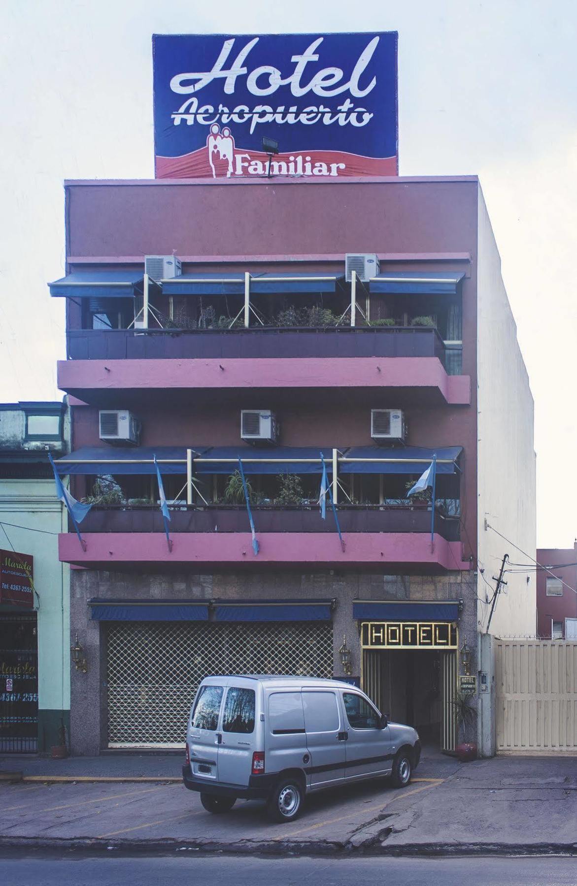 Hotel Aeropuerto Monte Grande Exteriér fotografie